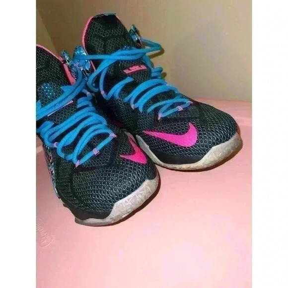 NIKE LEBRRON 12 XII 23 CHROMOSOMES SIZE 11 - Picture 5 of 11